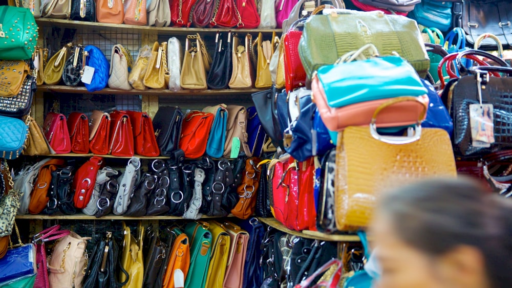Many essential and fashion items are also sold at Dong Xuan market
